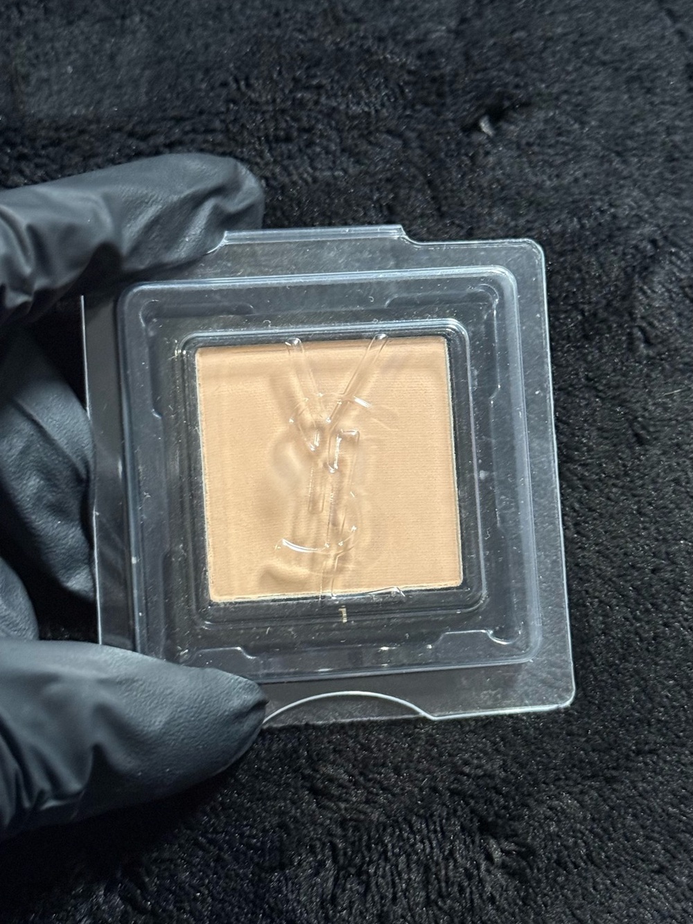 BNIB Yves Saint Laurent Single Eyeshadow - Warm Beige